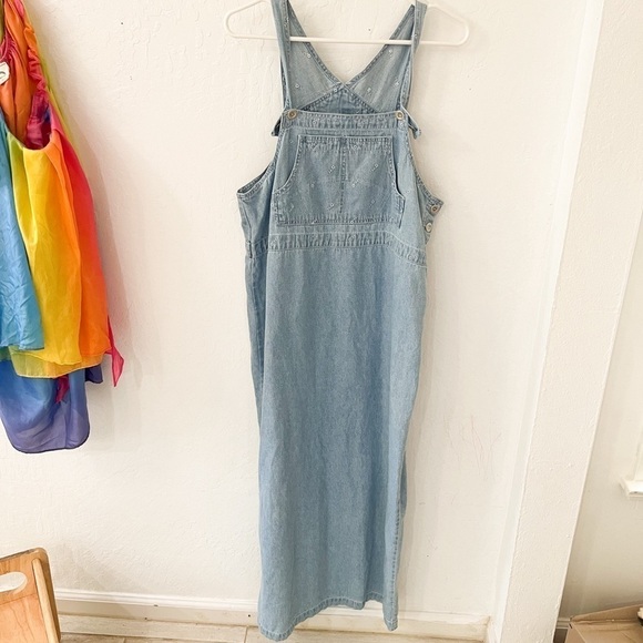 a.m.i Dresses & Skirts - Vintage AMI Overall Midi Maxi Floral Embroidered Pinafore Light Wash Dress L